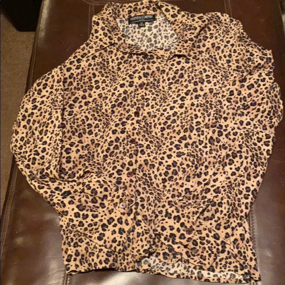 Kasper & Company leopard print blouse
